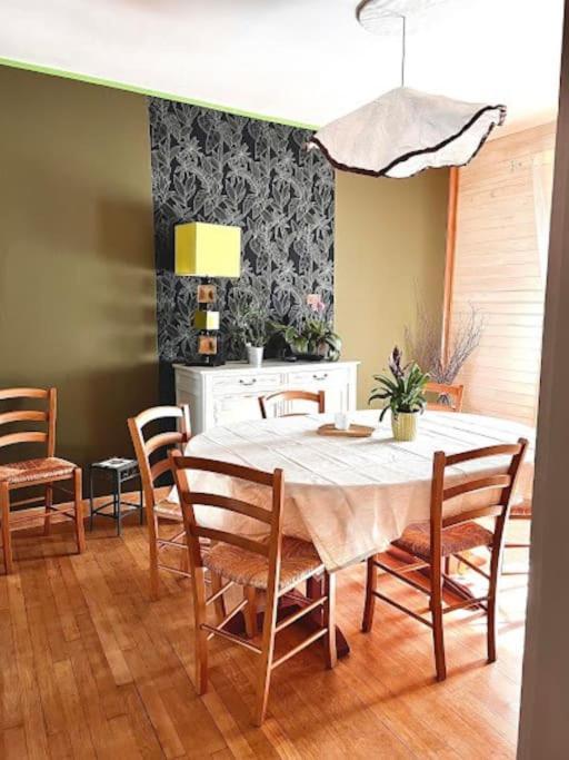 Le Passage Du Faubourg, Agreable T3 En Duplex De 120M2 Appartement Saint-Léonard-de-Noblat Buitenkant foto